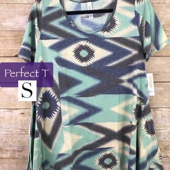 LuLaRoe Tops - LulaRoe Perfect T